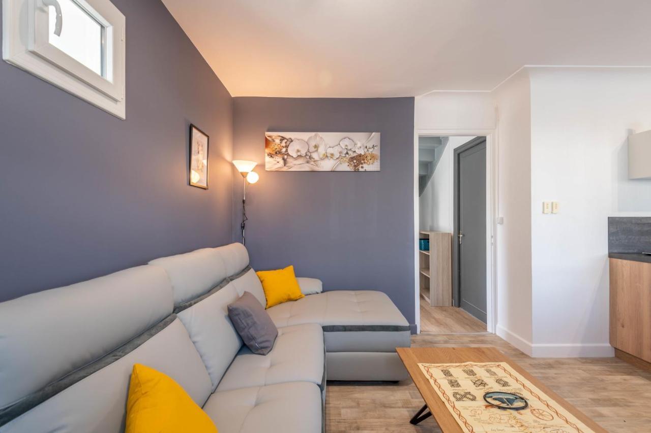 Ideally Located Furnished Townhouse With 3 Bedrooms Parking & Garden Annecy Exterior foto