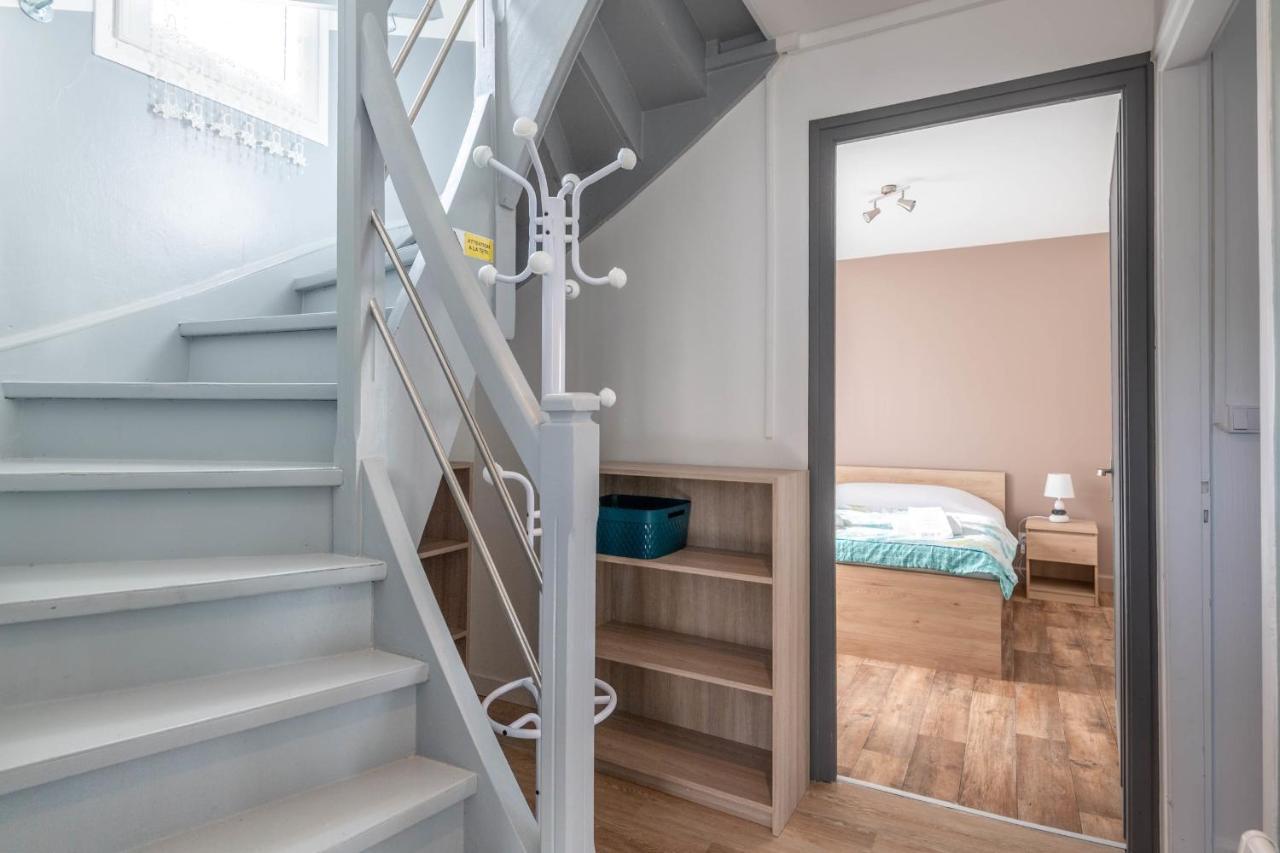 Ideally Located Furnished Townhouse With 3 Bedrooms Parking & Garden Annecy Exterior foto