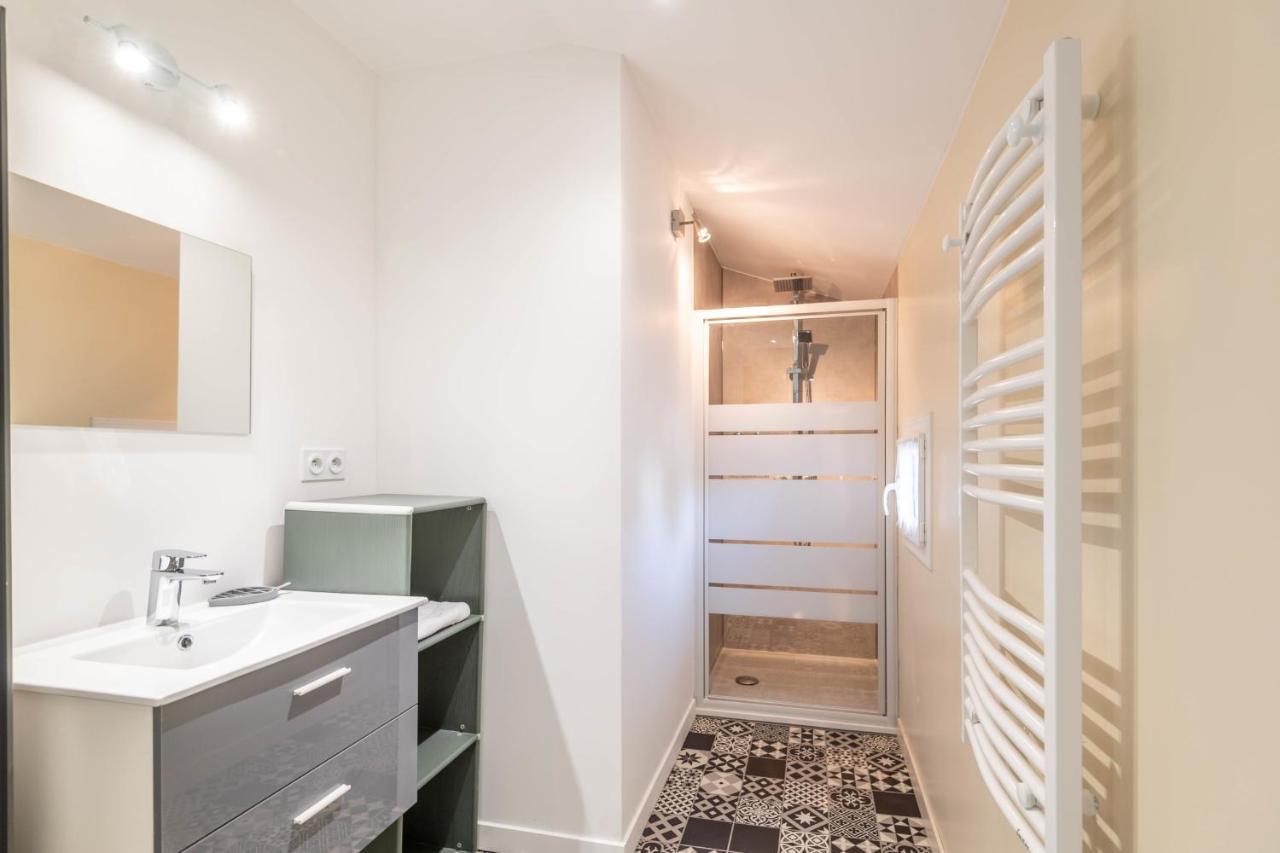 Ideally Located Furnished Townhouse With 3 Bedrooms Parking & Garden Annecy Exterior foto