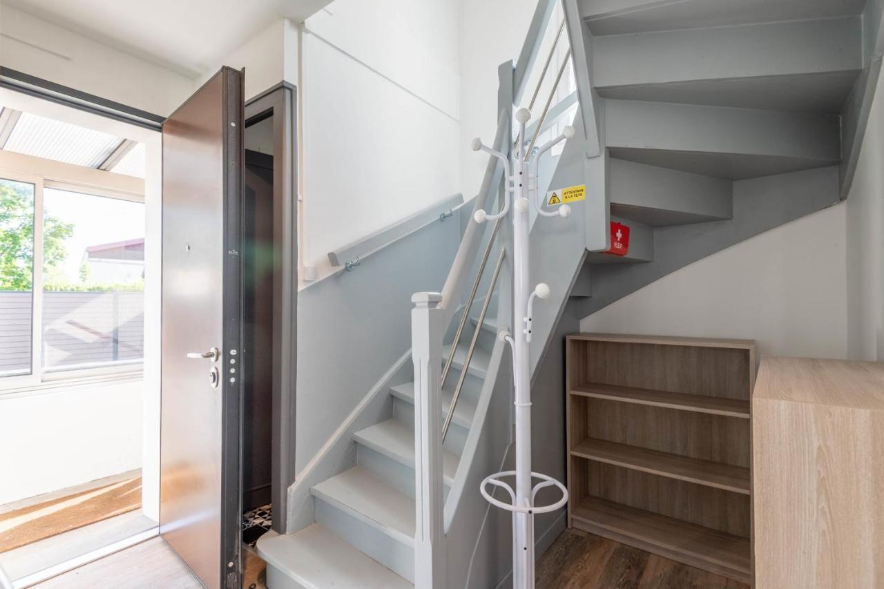 Ideally Located Furnished Townhouse With 3 Bedrooms Parking & Garden Annecy Exterior foto