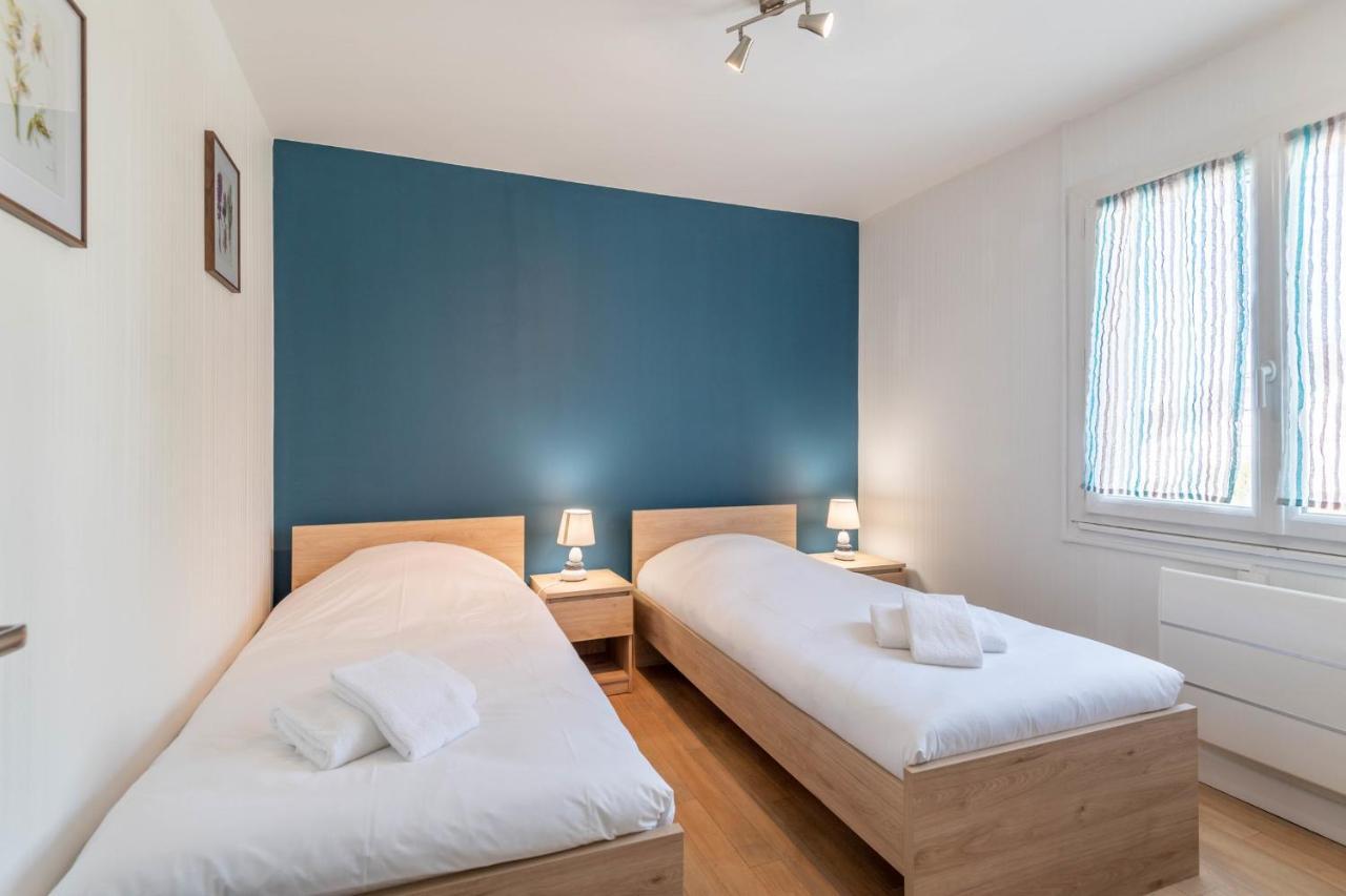 Ideally Located Furnished Townhouse With 3 Bedrooms Parking & Garden Annecy Exterior foto